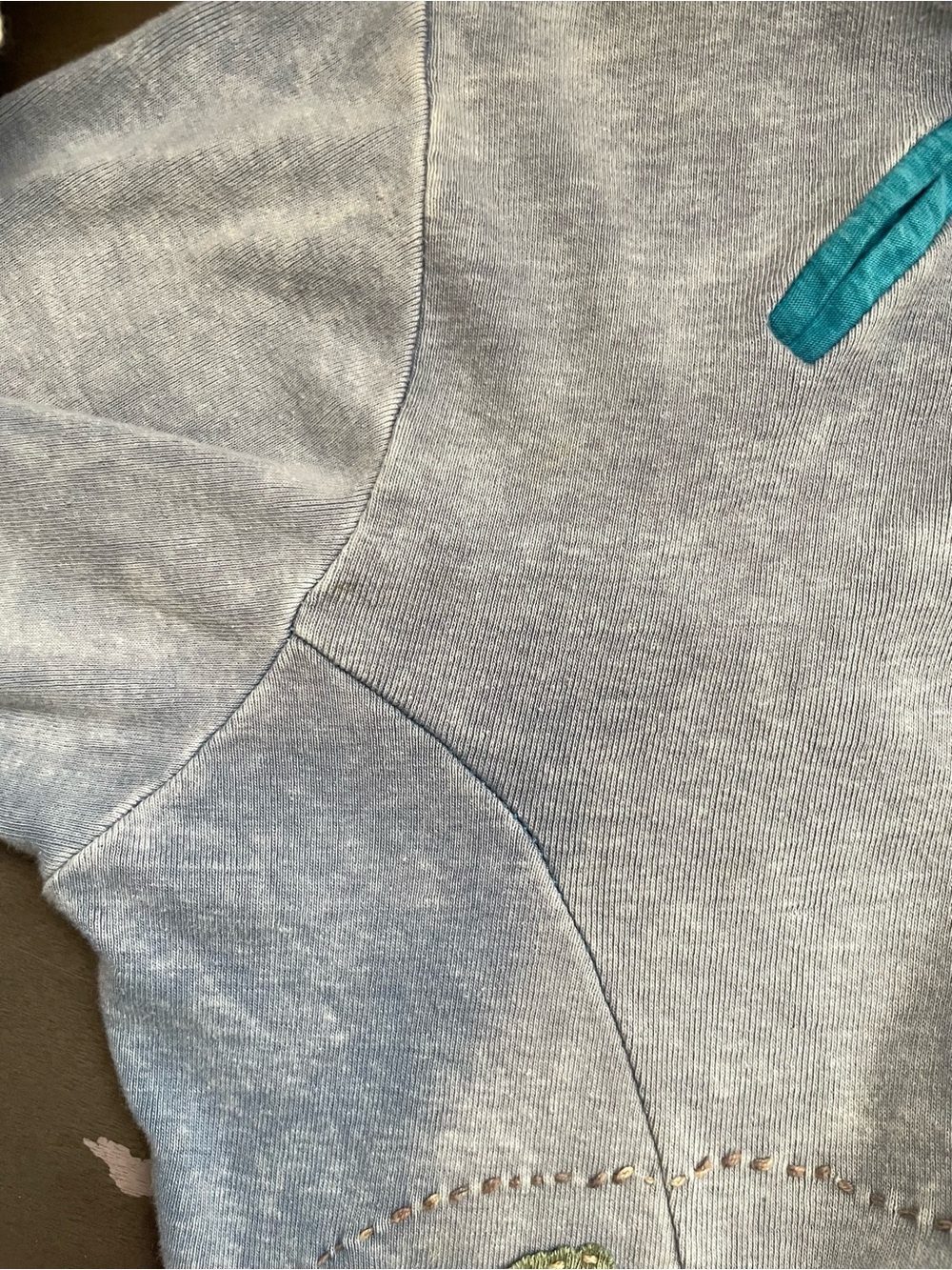 Vintage Gray Zip-Up Hoodie with Teal Panel & Multicolor Floral Patchwork S/M - Picture 10 of 10